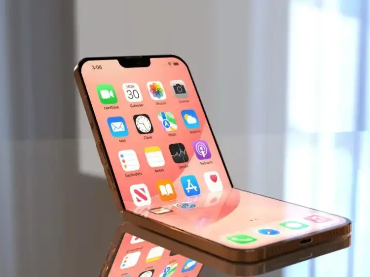 Foldable iPhone